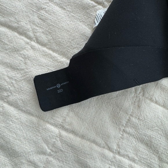 Lululemon Running Bra 32D - Picture 3 of 5
